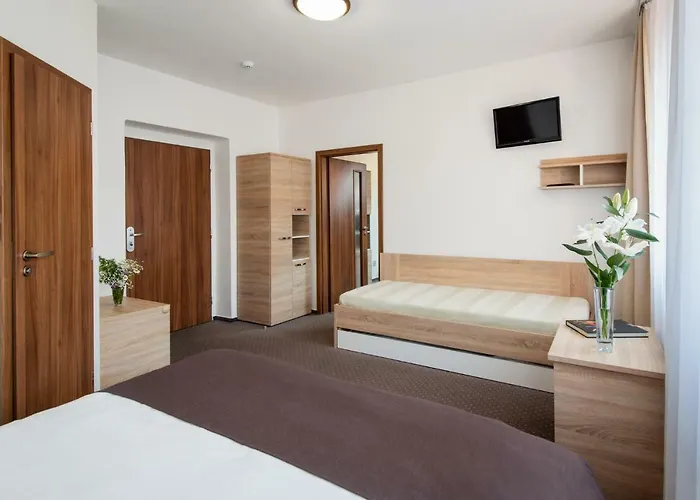 Bon Hotel 3*